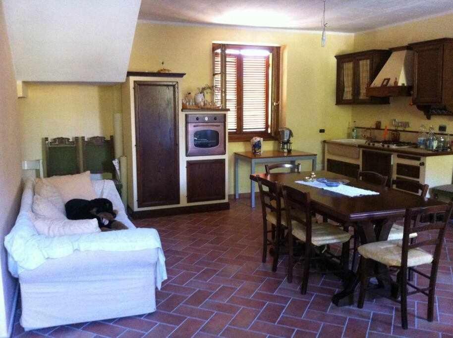 Ospitaci Appartamenti Di Campagna Le Rancole Valtopina エクステリア 写真